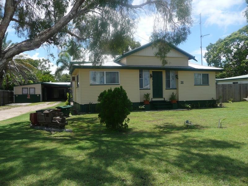 25 Leichhardt Street, Bowen QLD 4805