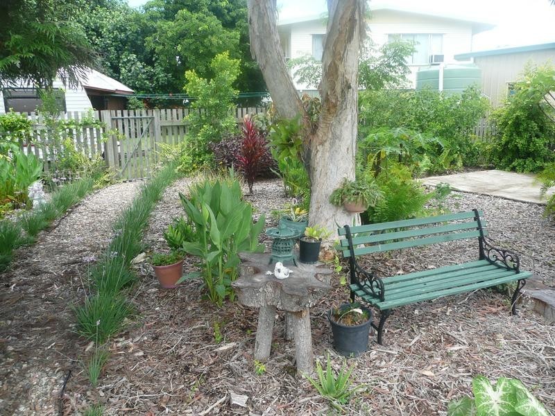 25 Leichhardt Street, Bowen QLD 4805