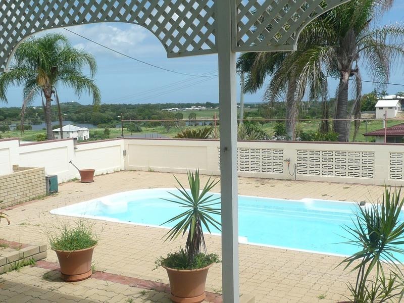 15 King Street, Bowen QLD 4805