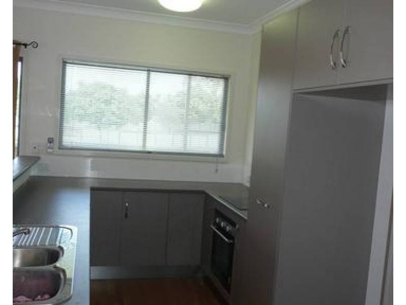 1/34 St Kilda Street, Bowen QLD 4805