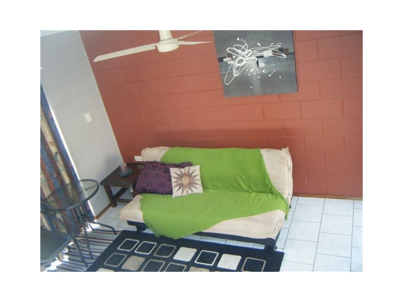 4/2A Powell Street, Bowen QLD 4805