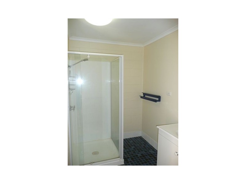 4/2A Powell Street, Bowen QLD 4805