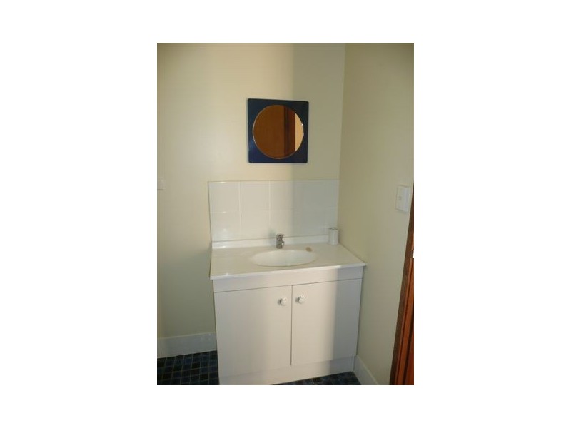 4/2A Powell Street, Bowen QLD 4805