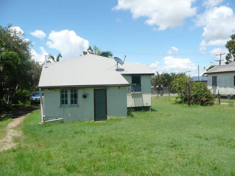 6 Belgravia Road, Bowen QLD 4805