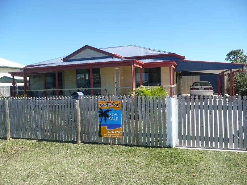 27 Emmerson Drive, Bowen QLD 4805