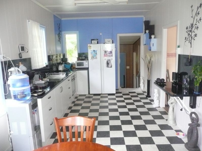 51 Reynolds Street, Bowen QLD 4805