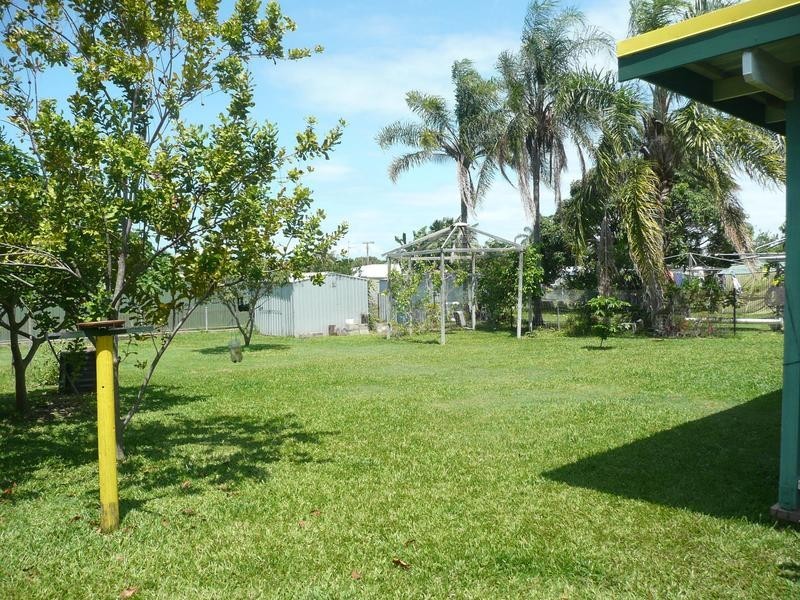 106 Gregory Street, Bowen QLD 4805