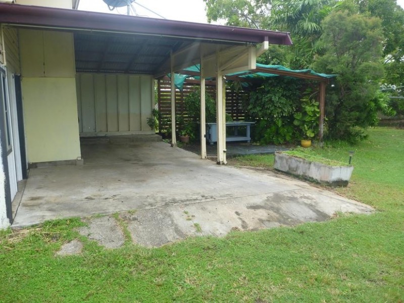 47 Livingstone Street, Bowen QLD 4805
