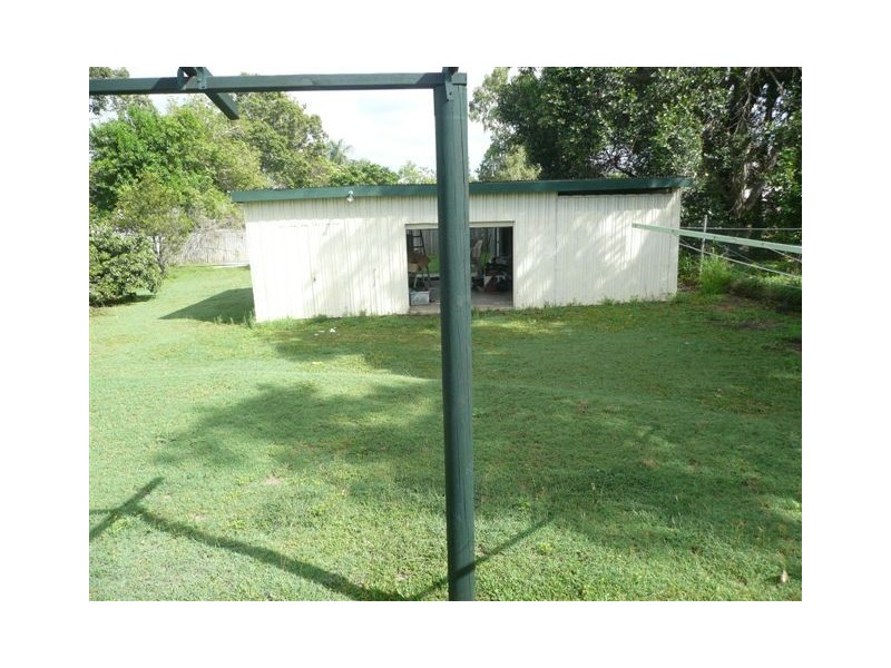 36 Ninth Ave, Scottville QLD 4804