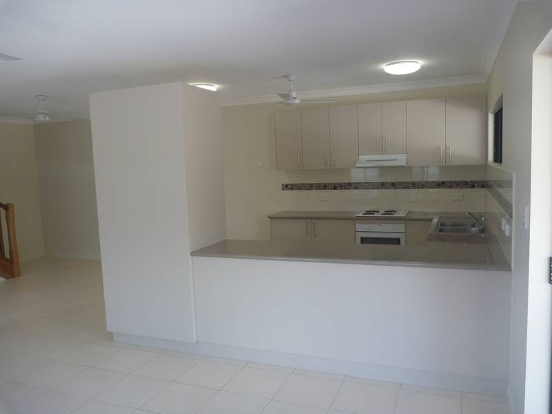 1/62 Livingstone Street, Bowen QLD 4805