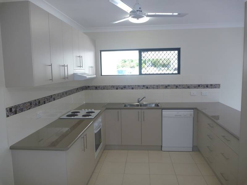 1/62 Livingstone Street, Bowen QLD 4805