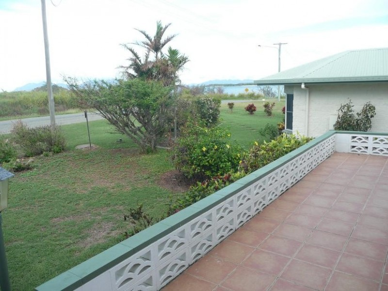 9 Elphinstone Street, Bowen QLD 4805