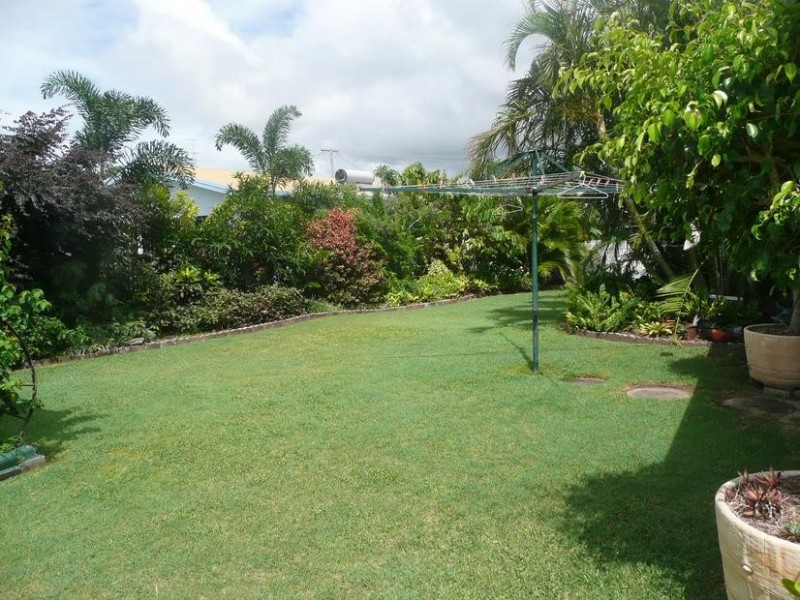 9 Suthers Street, Bowen QLD 4805