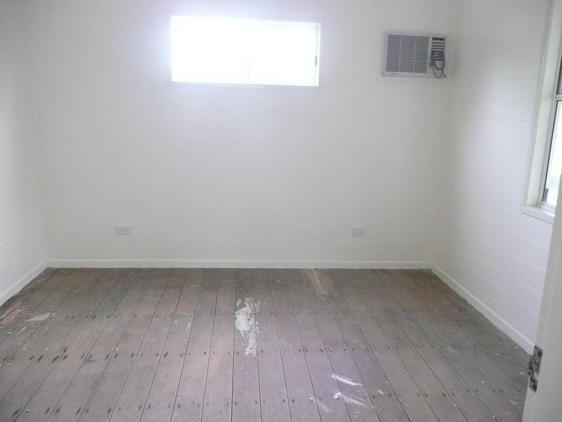 10 Mitchell Street, Bowen QLD 4805