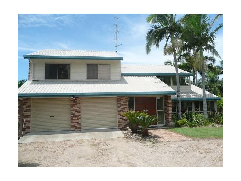 15 Eglinton Street, Bowen QLD 4805