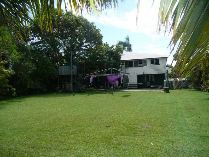 17 Powell Street, Bowen QLD 4805