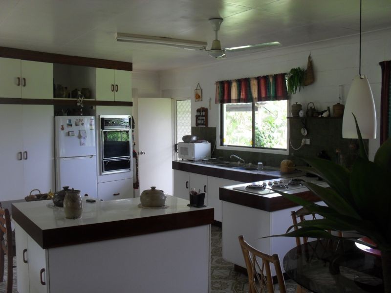 40 Inverdon Road, Bowen QLD 4805