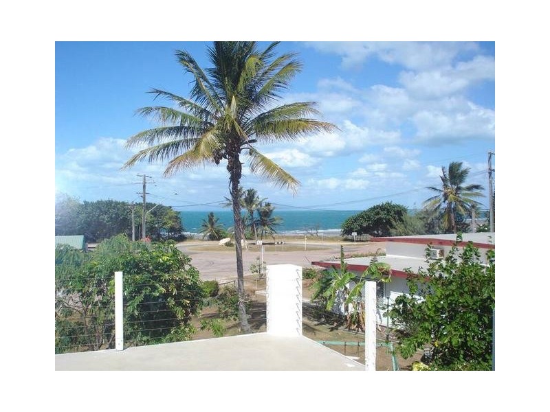 3 Banyan Drive, Bowen QLD 4805