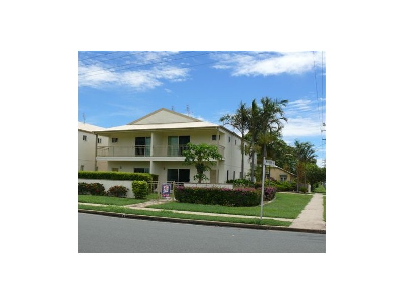 1/1 Murroona Road, Bowen QLD 4805
