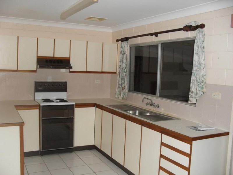 6 Lotus Lane, Bowen QLD 4805