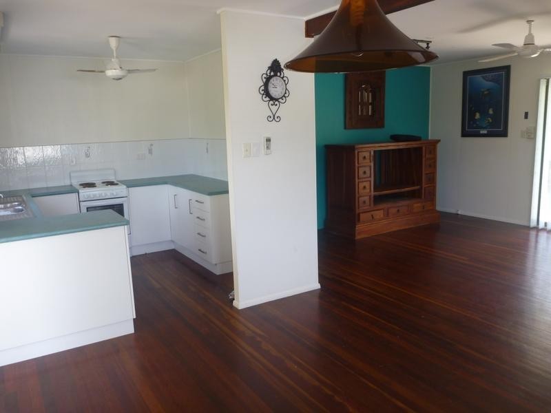 30 Horseshoe Bay Road, Bowen QLD 4805