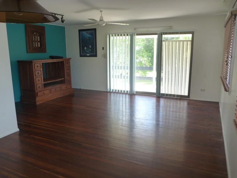 30 Horseshoe Bay Road, Bowen QLD 4805