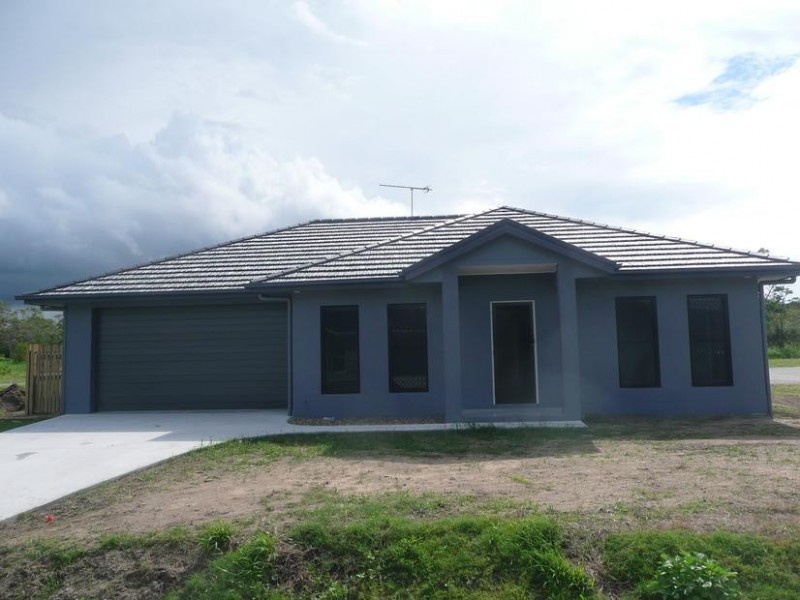 37 Seabreeze Close, Bowen QLD 4805