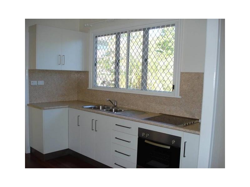101 Powell Street, Bowen QLD 4805