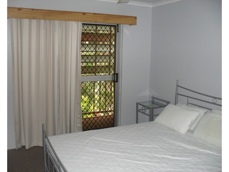 1/4 Dalrymple Street, Bowen QLD 4805