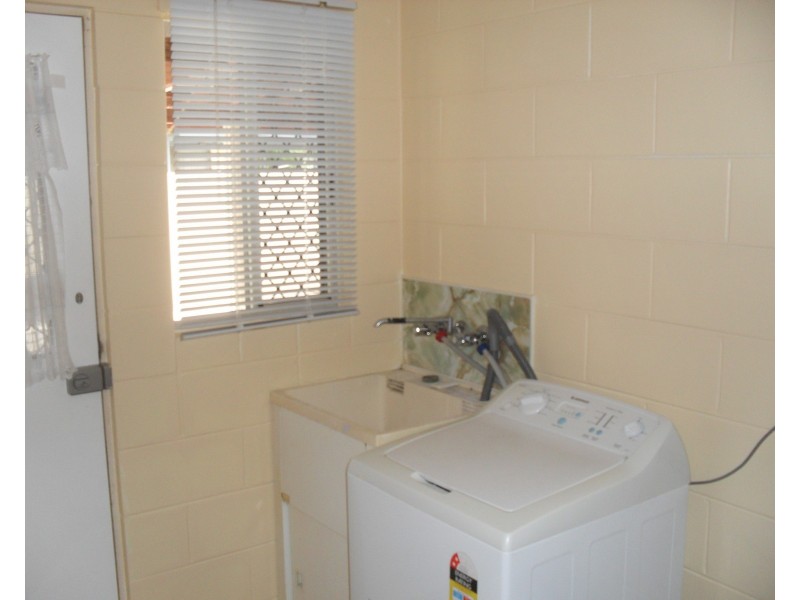 1/4 Dalrymple Street, Bowen QLD 4805