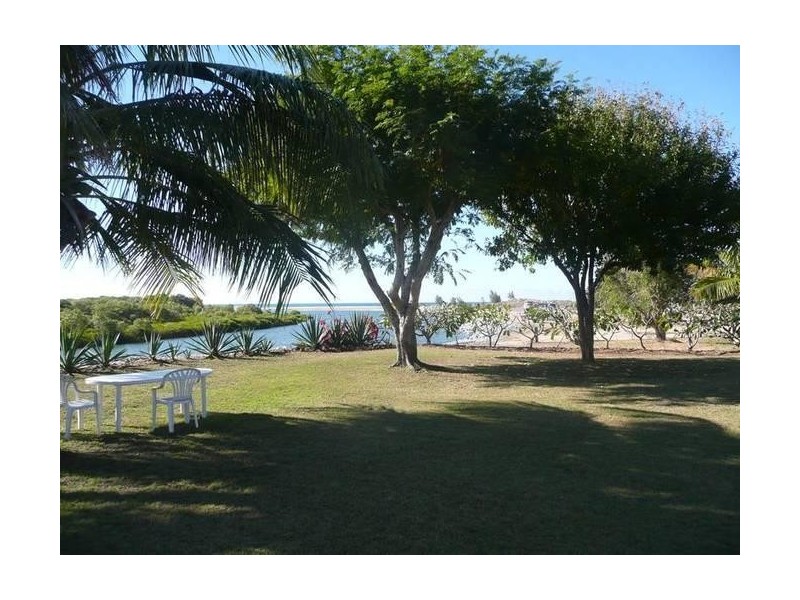 90 Whitsunday Street, Bowen QLD 4805