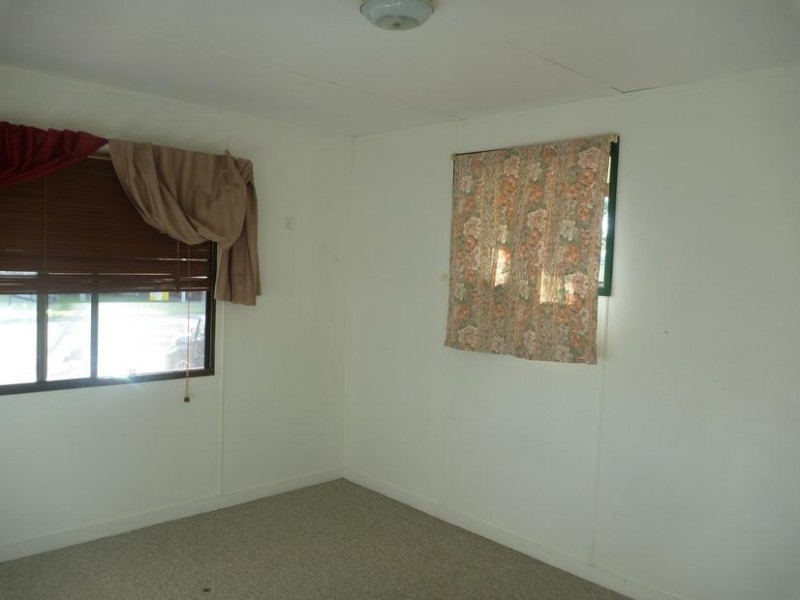 18 Argyle Street, Bowen QLD 4805