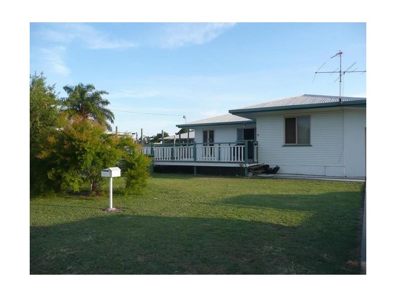 9 Murray Avenue, Bowen QLD 4805
