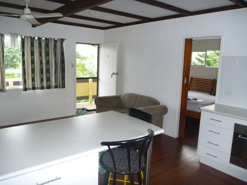 1/23 Bluewater Parade, Bowen QLD 4805