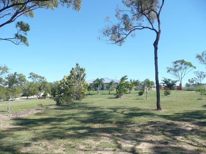 32 Brampton Drive, Bowen QLD 4805