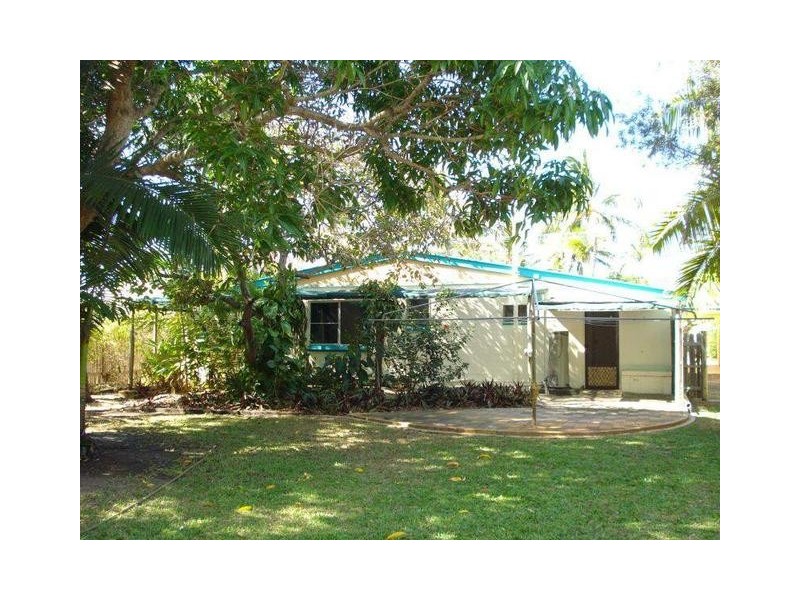 169 Strickland Street, Bowen QLD 4805