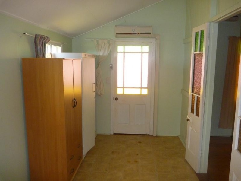 26 Matthews Street, Bowen QLD 4805