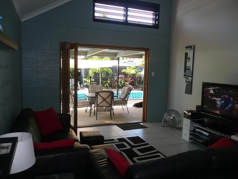18a Gloucester Street, Bowen QLD 4805