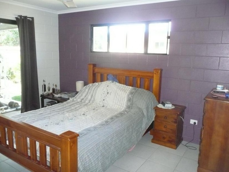 18a Gloucester Street, Bowen QLD 4805