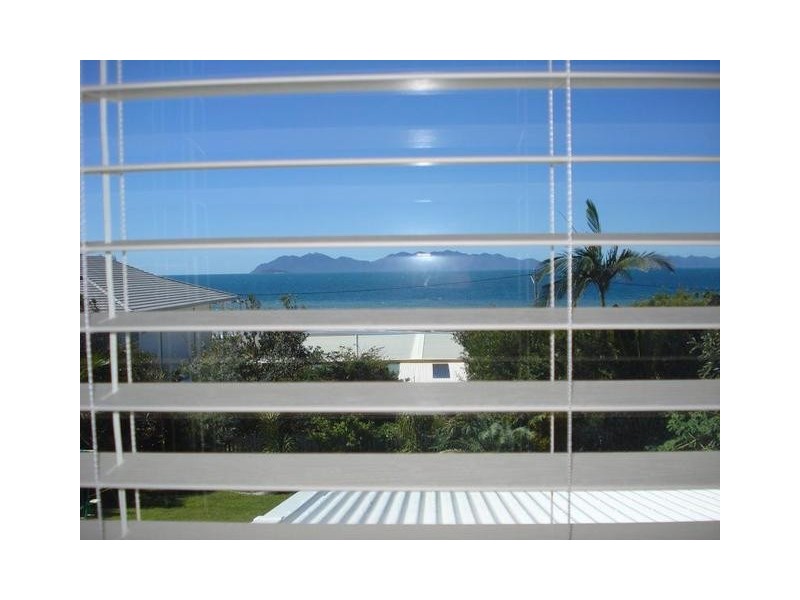 1/14 Casuarina Street, Bowen QLD 4805