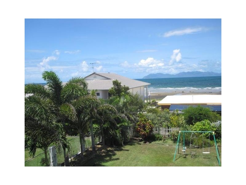 1/14 Casuarina Street, Bowen QLD 4805