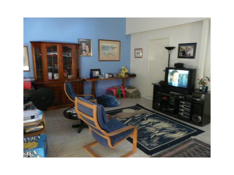 33 Murroona Street, Bowen QLD 4805
