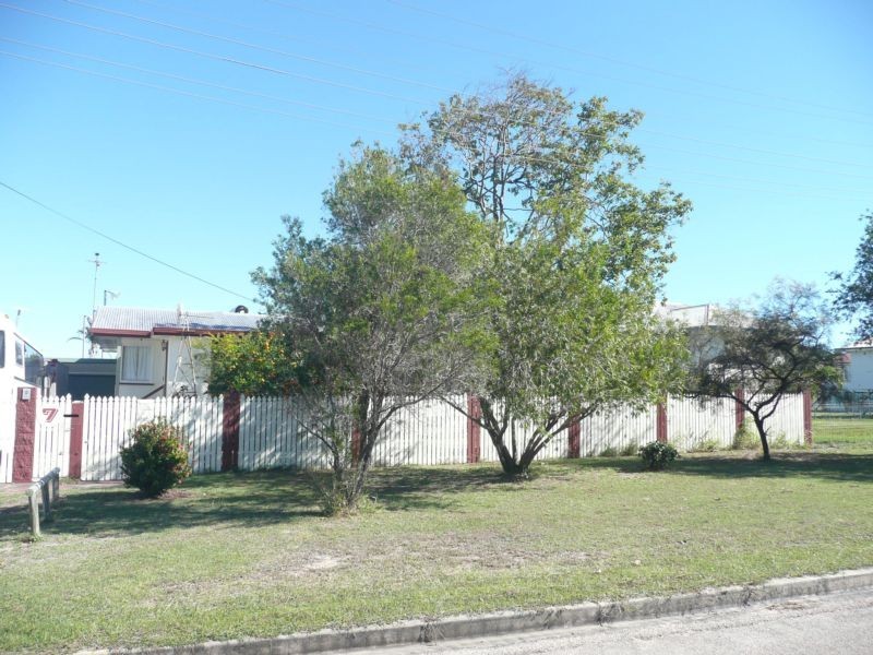 7 Kent Street, Bowen QLD 4805