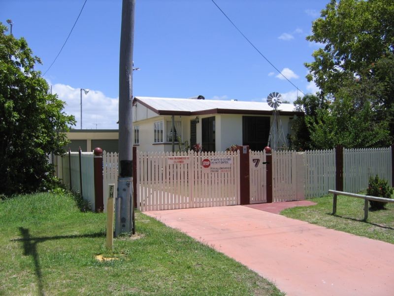 7 Kent Street, Bowen QLD 4805