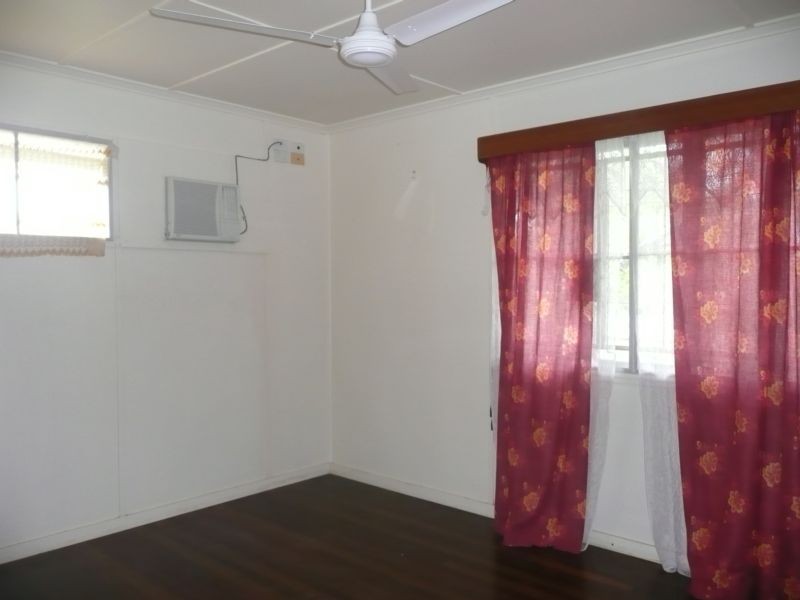 7 Kent Street, Bowen QLD 4805