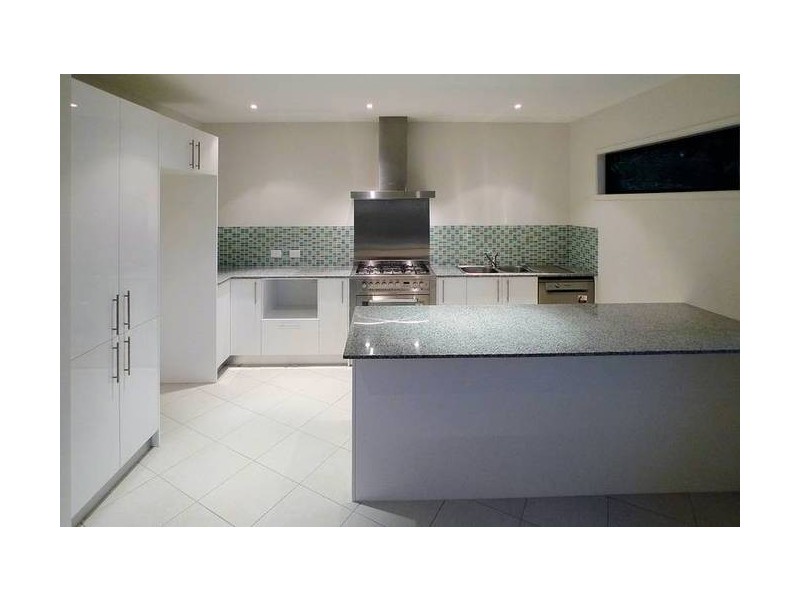 1/11 Field Street, Bowen QLD 4805