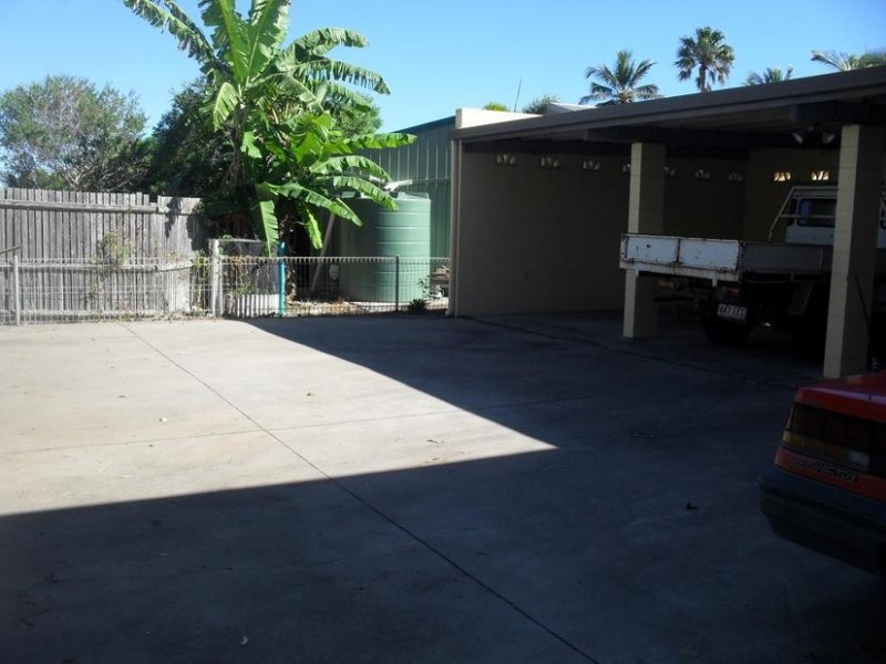 16 Avicennia Street, Bowen QLD 4805