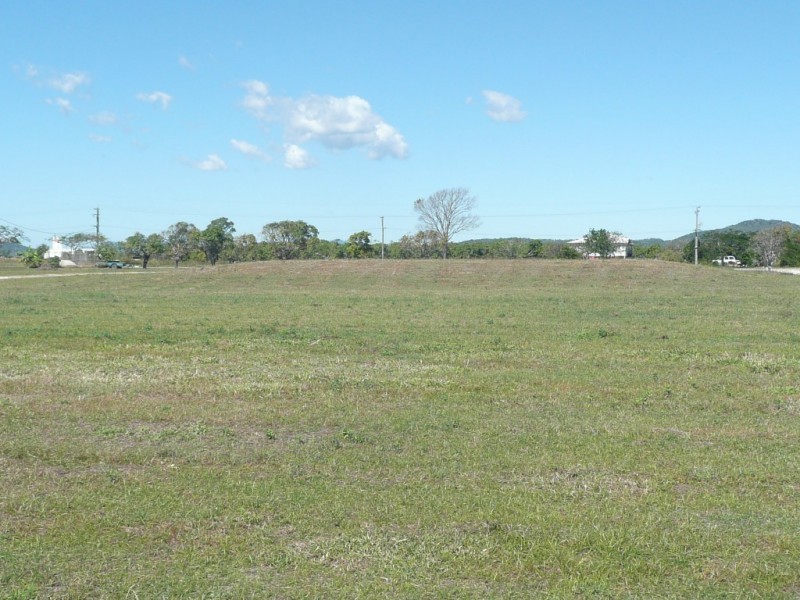 60 Flemington Road, Bowen QLD 4805