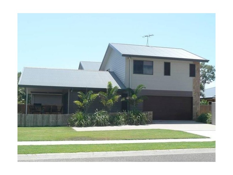 1/32 St Kilda Street, Bowen QLD 4805