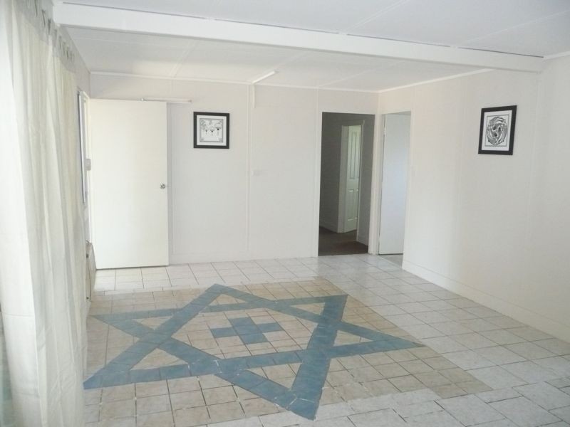 2/85 Powell Street, Bowen QLD 4805